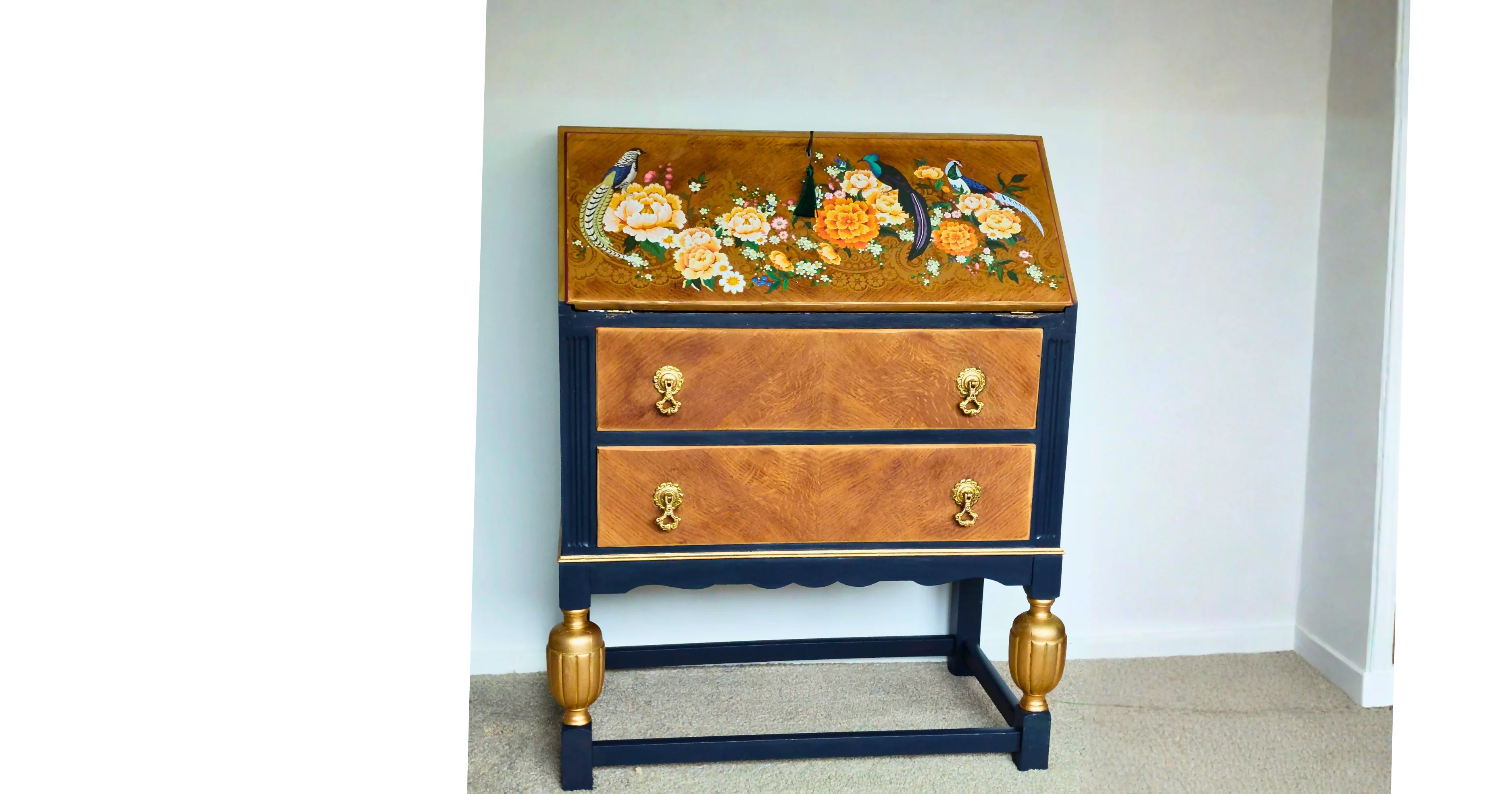 Vintage Writing Desks For Sale